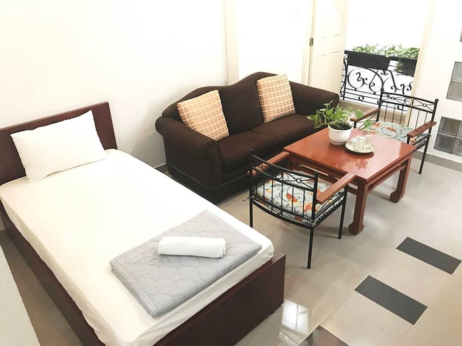 Fresh and bright room with balcony