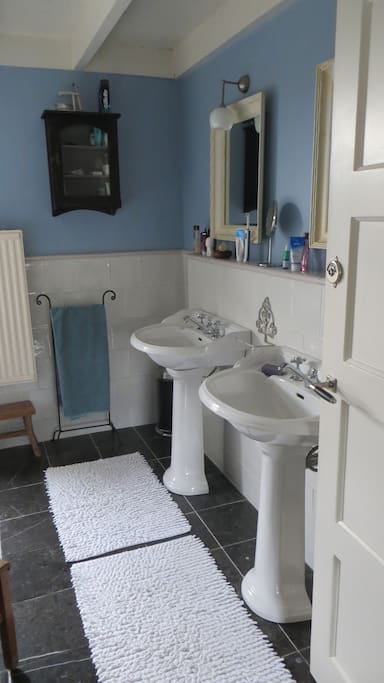 De badkamer deelt u met de bewoners
