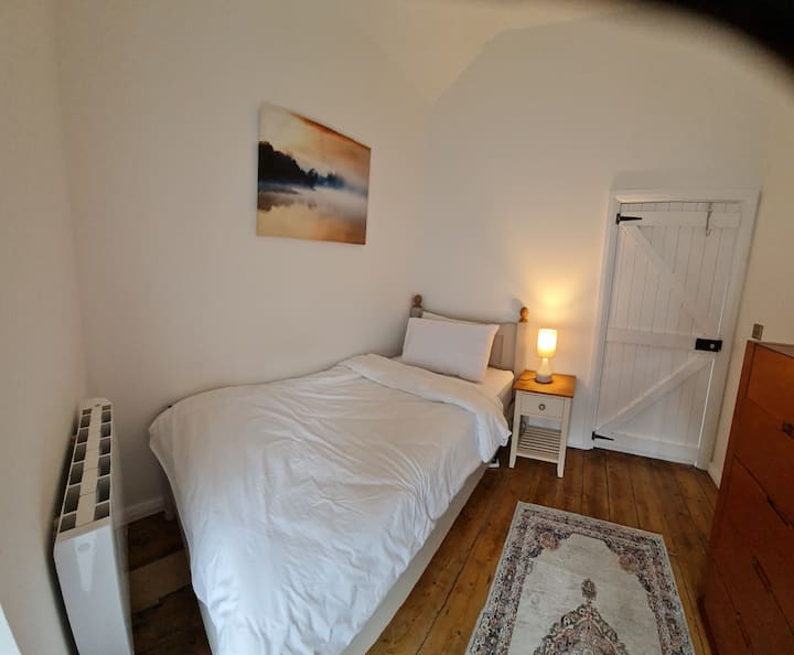 Chumba kimoja cha kulala 