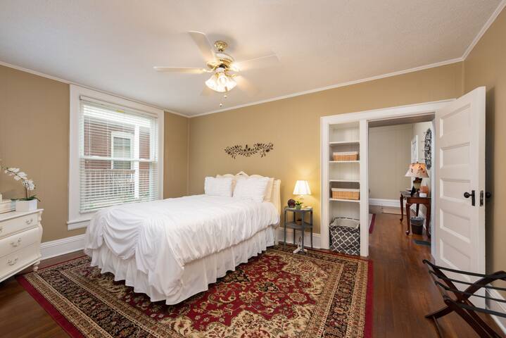 Historic Retreat Near Downtown