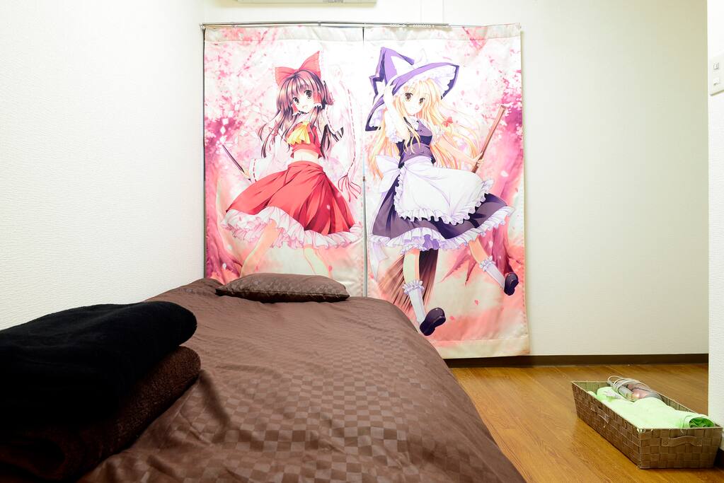 11SQM not Big
Japanese single person room size.