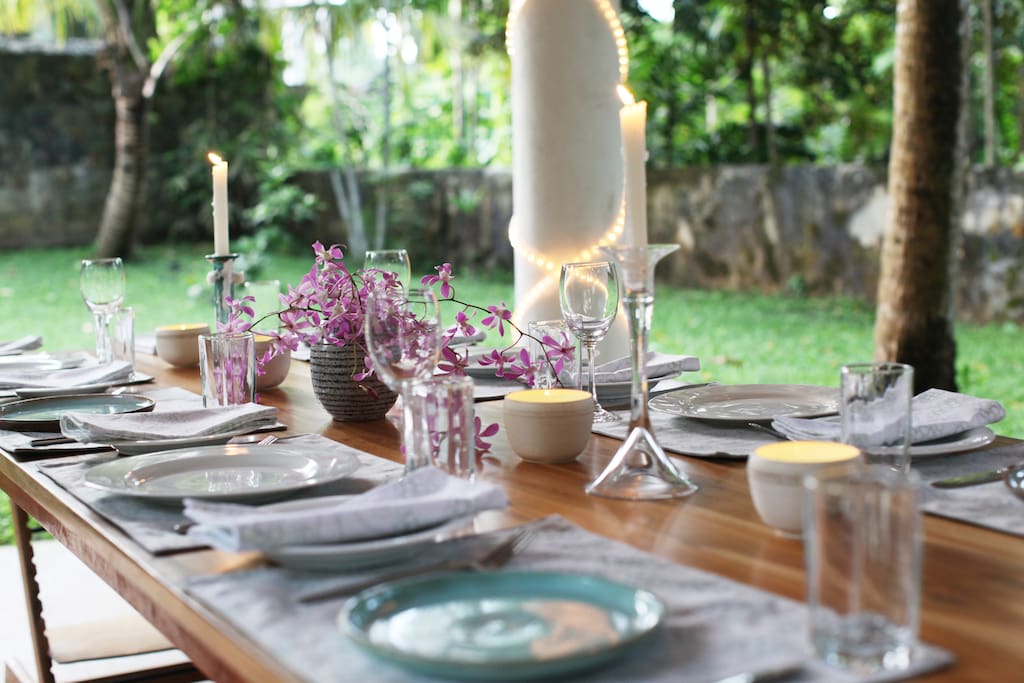 Stylish table decorations for special occasions.