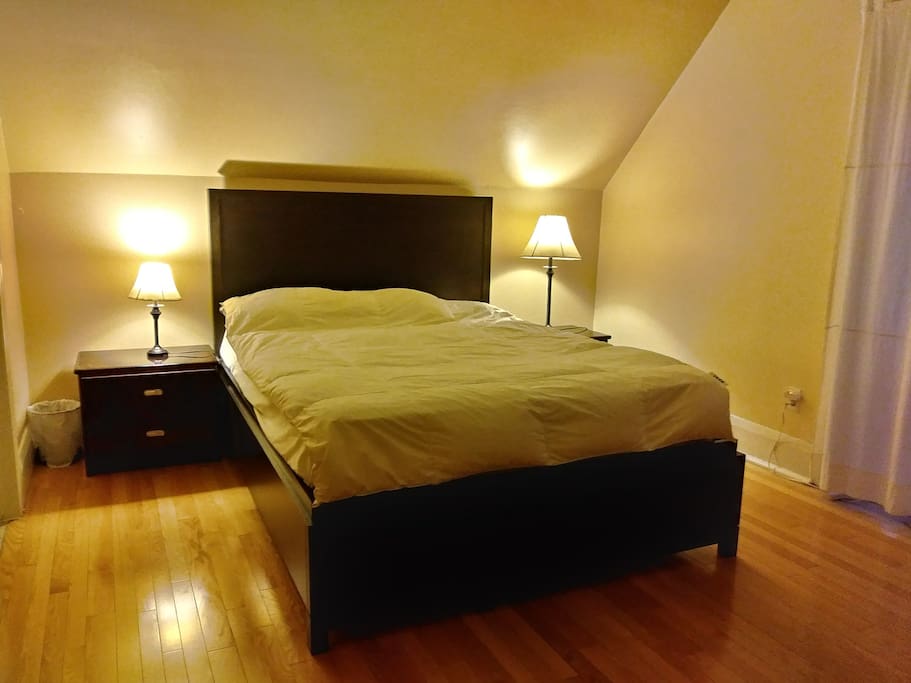 Queen size bed with private washroom