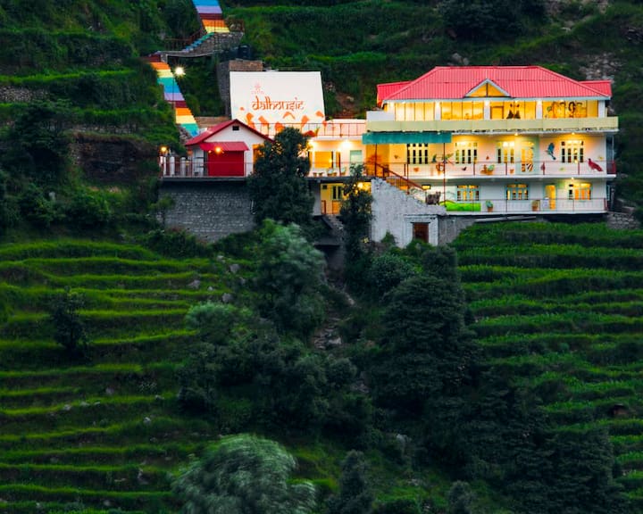 Zostel Dalhousie Bed in 8 Bed Mixed Dorm Hostels for Rent in