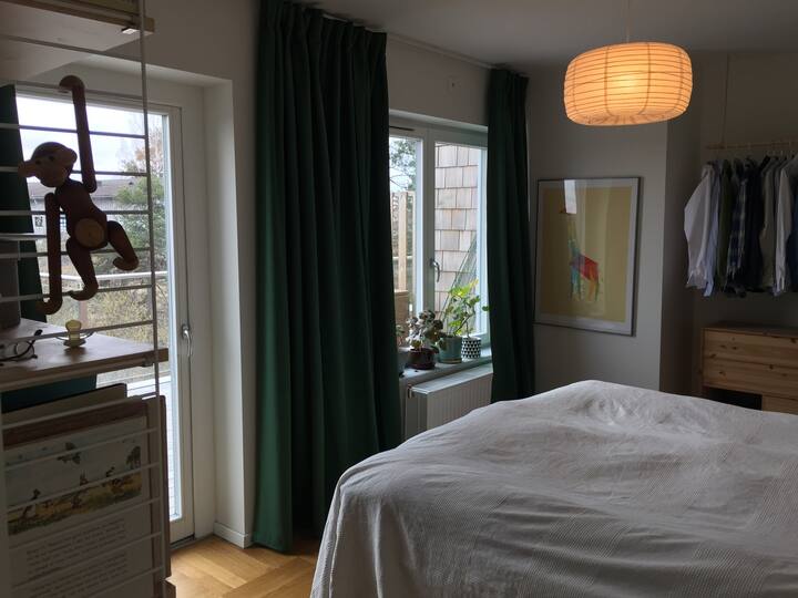 Dormitorio principal. Terraza exterior de 30 m2. 