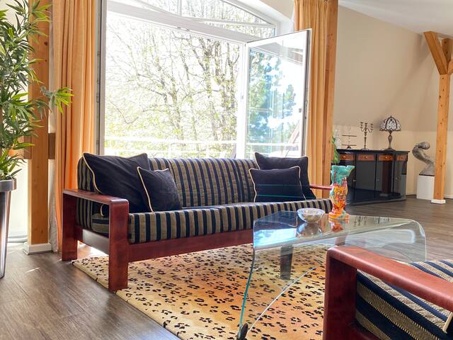 Stylish Apartment with Pool, Sauna & Rooftop gallery image 4