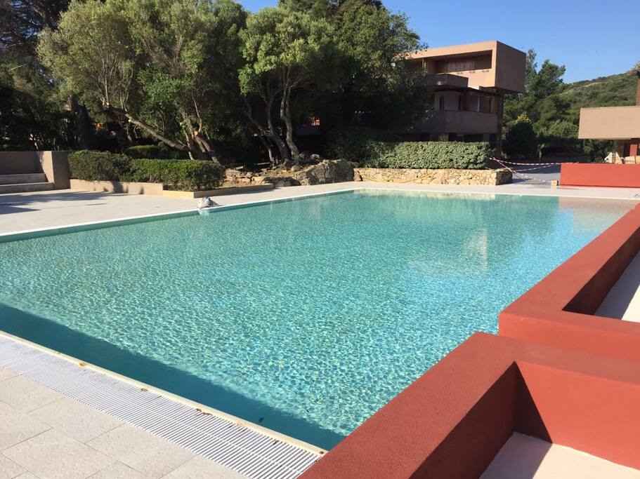 nuova piscina a cugnana verde