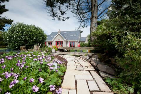 Stylish Home, Lighthouse Peninsula,