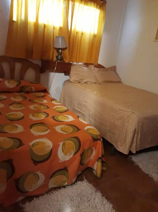 dormitorio cama 1.35 otra o.90