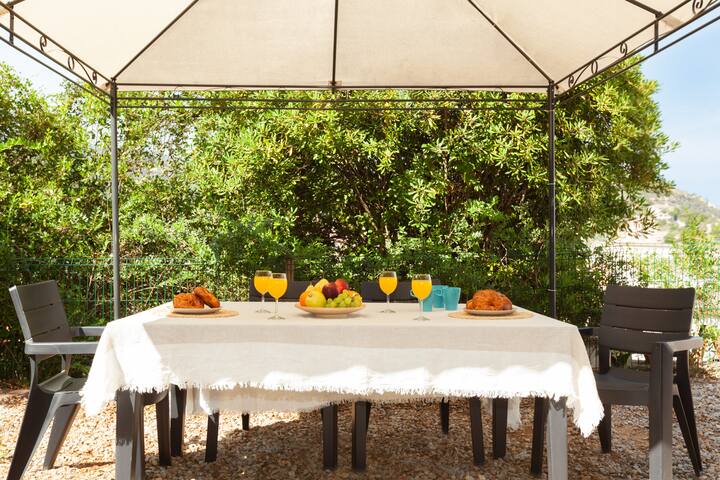 BEAUTIFUL HOUSE in TOSSA DE MAR gallery image 2