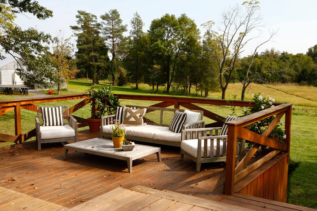 Outdoor living space on the deck