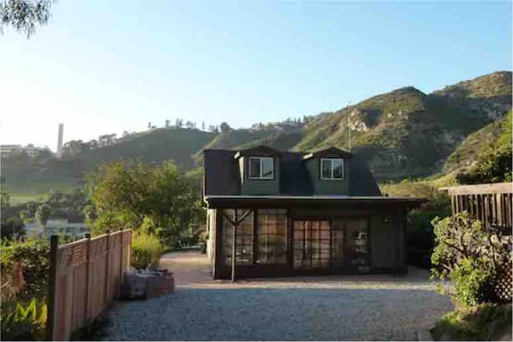 PROMO Malibu Cottage w/King • Beach • Outdoor BBQ