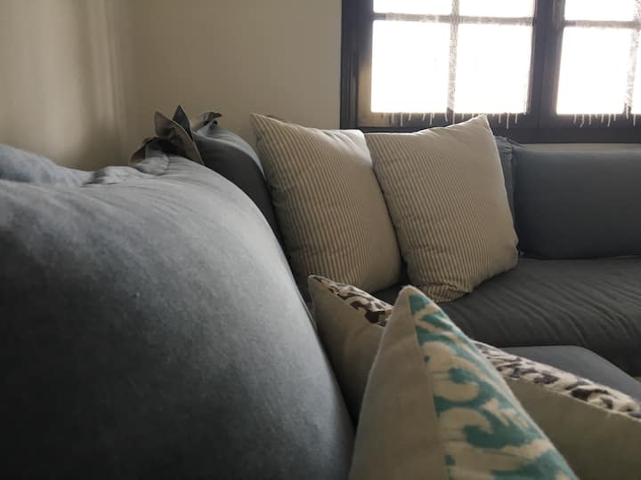 Pohovka v obývačke 