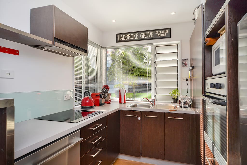 Fully equipped kitchen will plenty of extras.