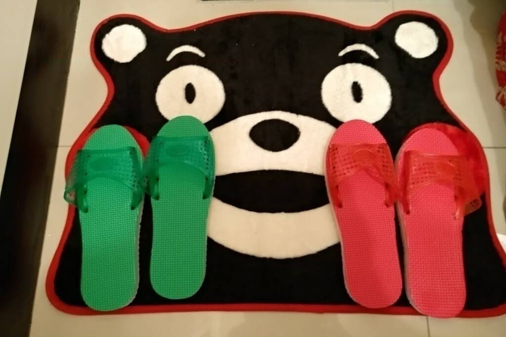 輕鬆的拖鞋