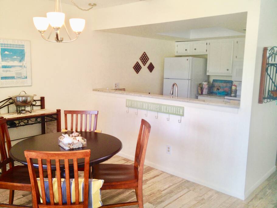 Open kitchen - great for entertaining