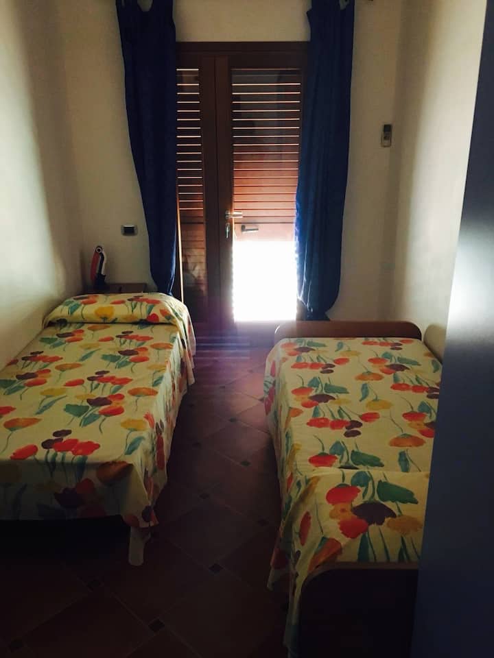 Dhomë gjumi 1