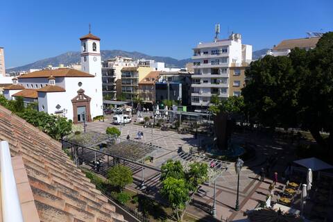 Top Airbnb: Gerardo's Apartments, Plaza Penthouse en Fuengirola