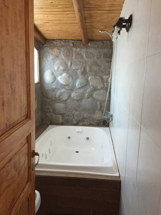 Baño privado de la suite (5 camas)