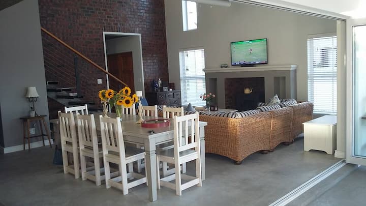Comfortable House In Secure Estate - Stellenbosch - Stellenbosch
