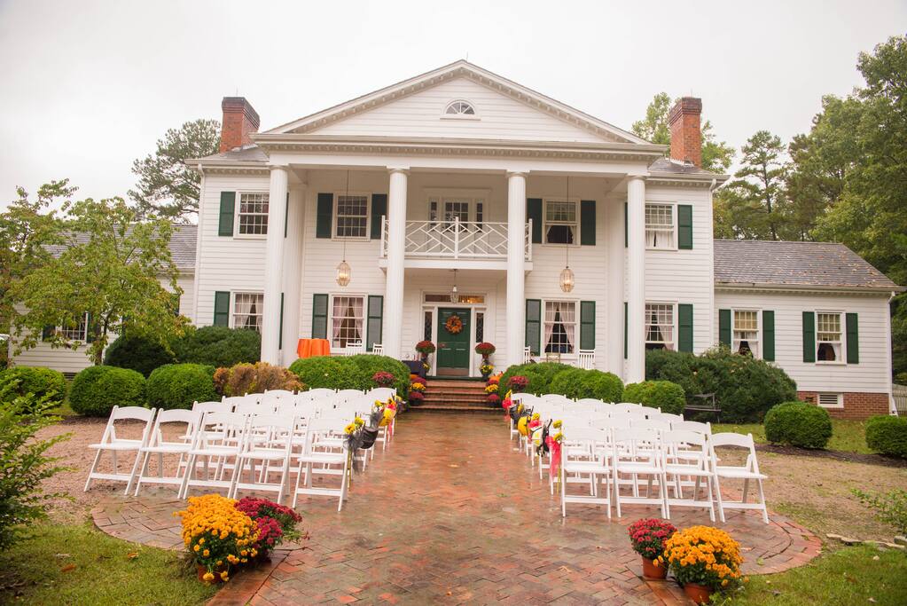 The house is grand and elegant, but the love and warmth of the hostess will make you feel like you are sharing time with family.