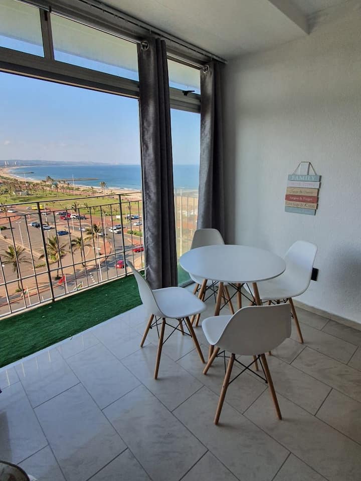 Durban Beach Holiday Rentals & Homes Durban Beach, Durban, South