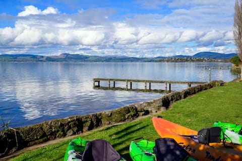 Parawai Lakehouse Sanctuary