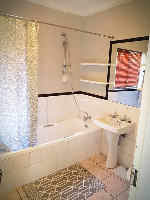 Main Bathroom