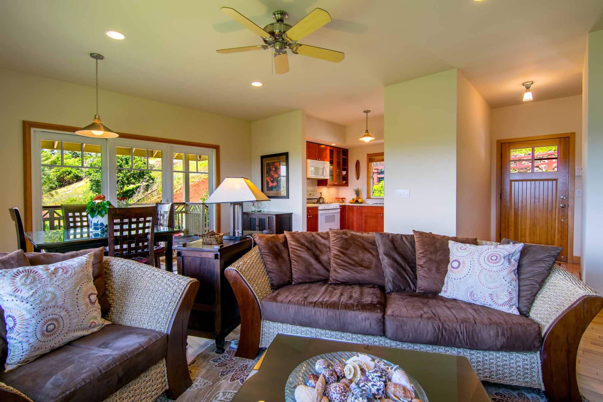 Home in Haiku-Pauwela · ★4.91 · 2 bedrooms · 3 beds · 1 bath - Photo 21