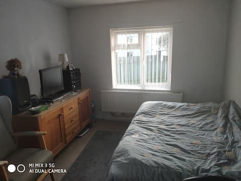 Lovely 3 bedroom apartment with a free parking