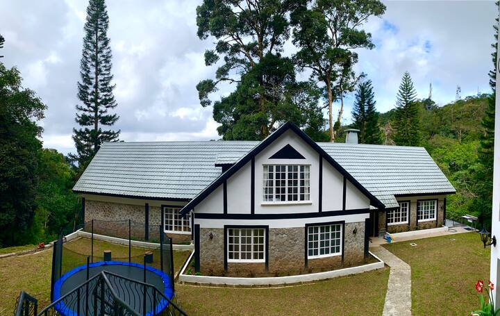 Aster Family Suite Green Acres Fraser S Hill Bungalows For Rent In Bukit Fraser Pahang Malaysia