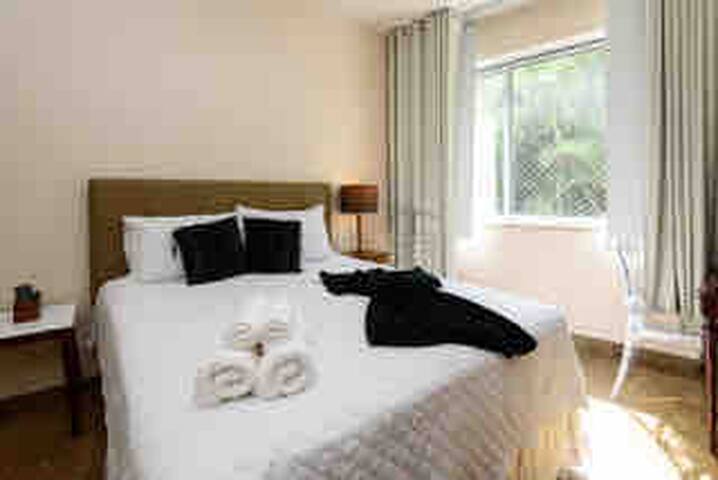 Fun and Luxury in Leblon gallery image 2