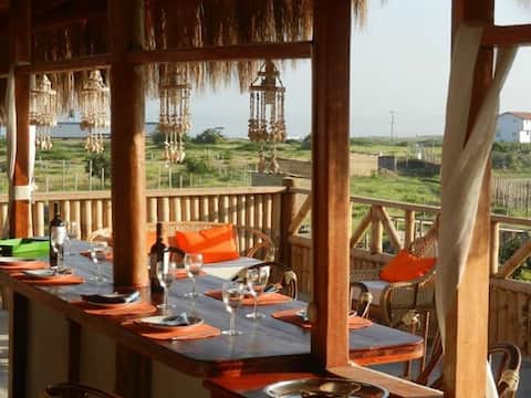 Beautiful Cabine in a peacefull beach
