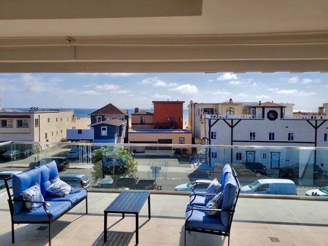 Newly built, PRIVATE beach house & dream getaway! gallery image 2