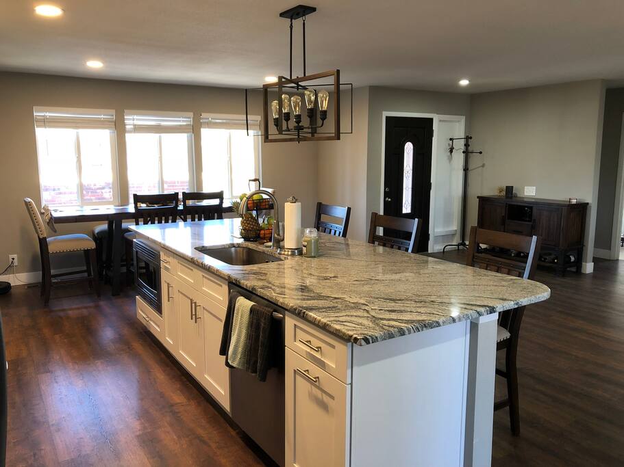 Kitchen/Dining Room