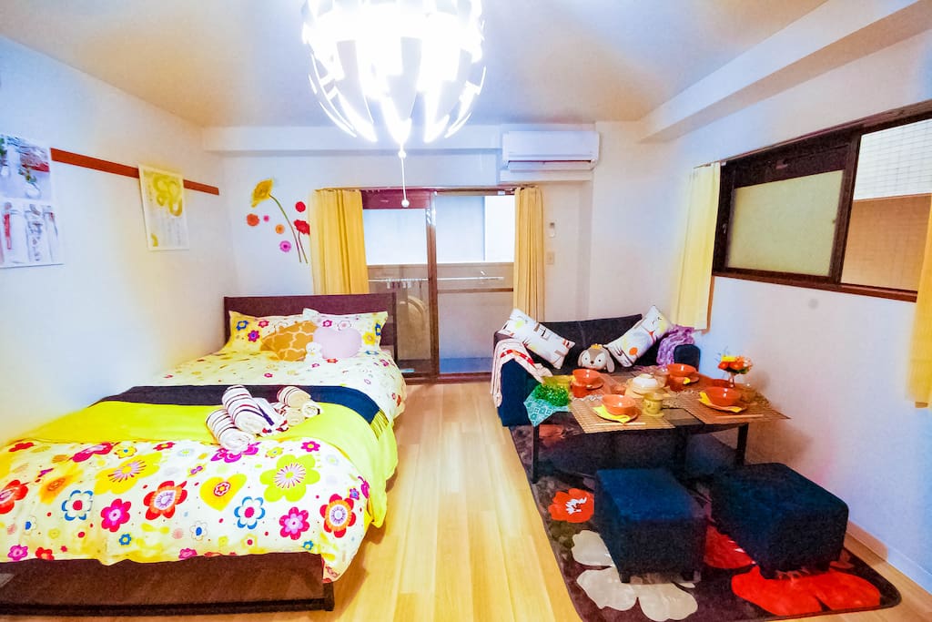 There are 1 double bed and 1 semi double sofa bed! Total 4 persons can sleep in this room.p