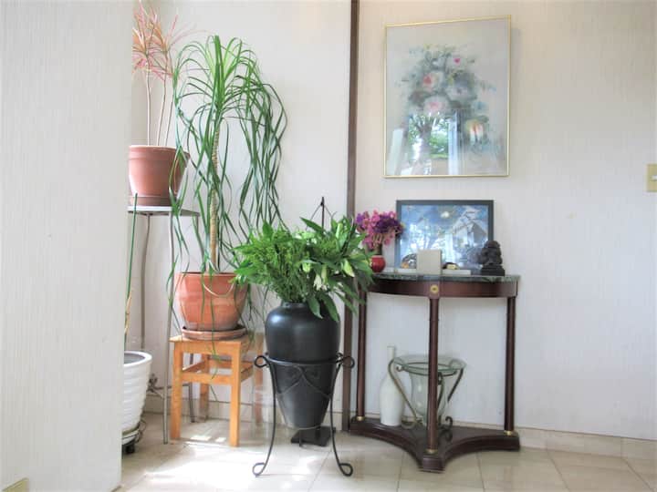 Good Location Cozy Suburb House - Tama