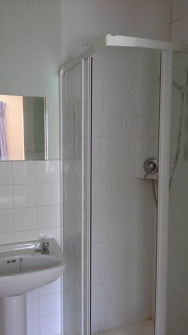 Ensuite shower and toilet