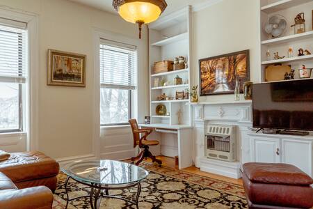 Cozy, Old World Charm Apartment in Benton Park!!!