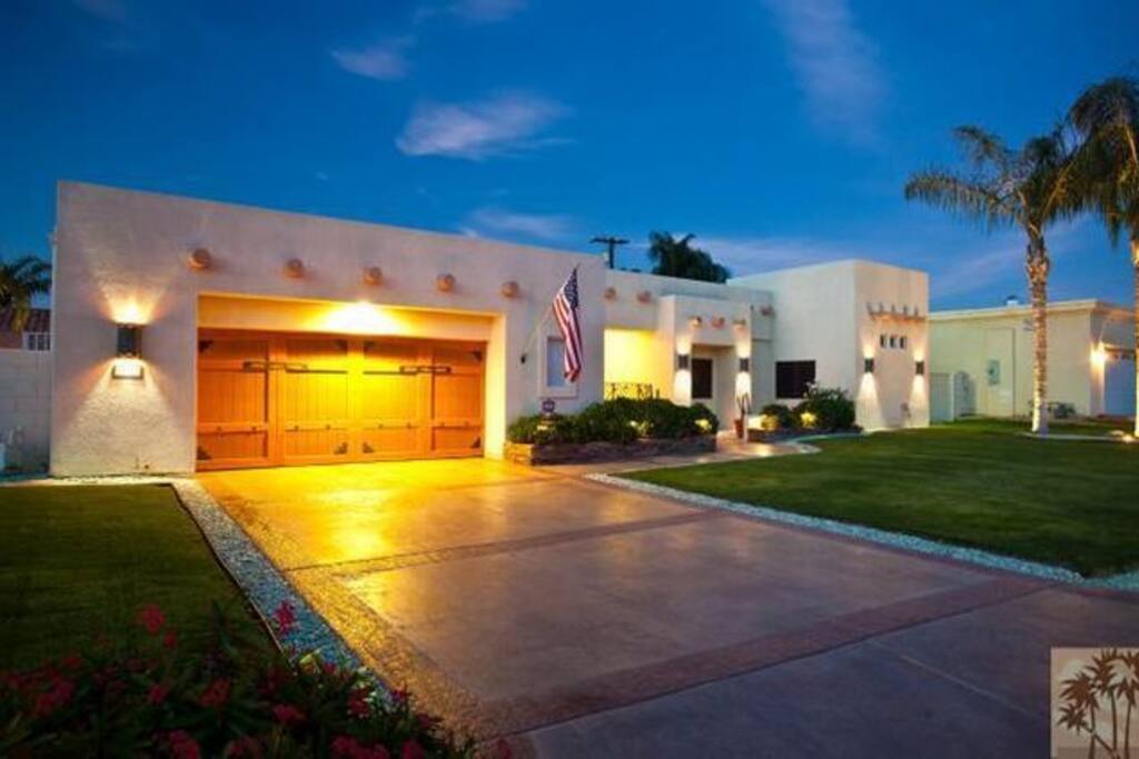 PARKING WITH DECORATIVE CONCRETE OVERLAY