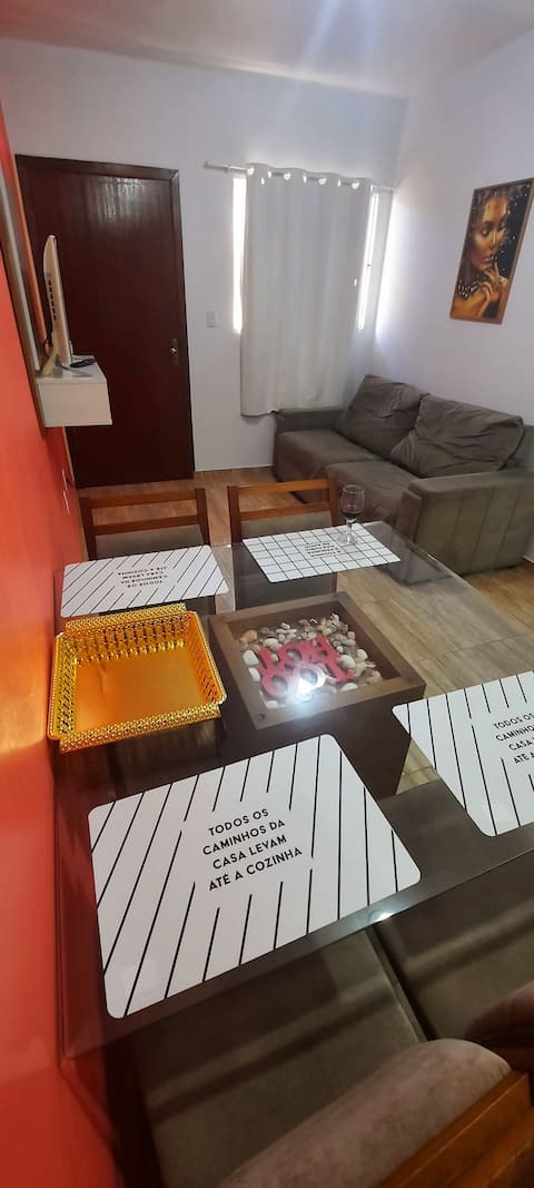 house 6 minute drive to the Airport.