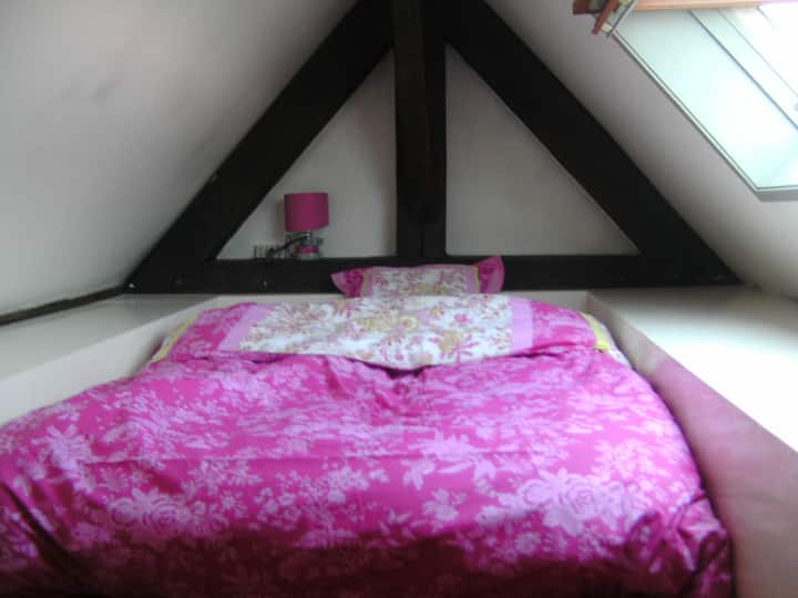 חדר שינה 2 קומת ביניים 