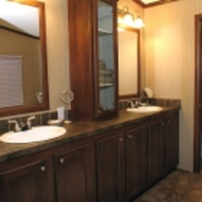 Private Bath in King Room