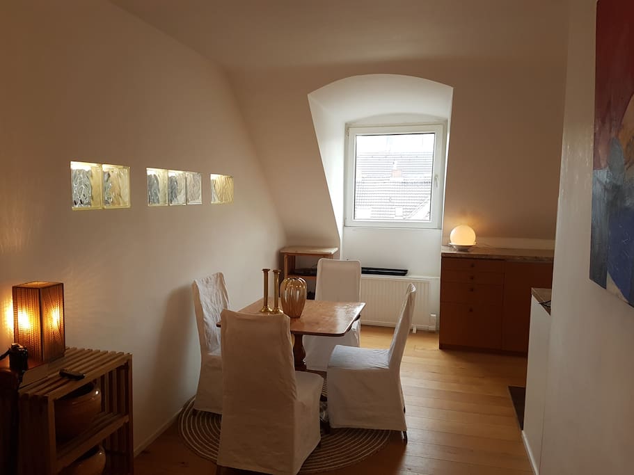 Living/dining room