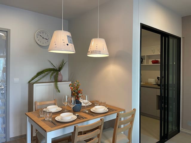 辉煌大使馆两房55平米3个月起特价