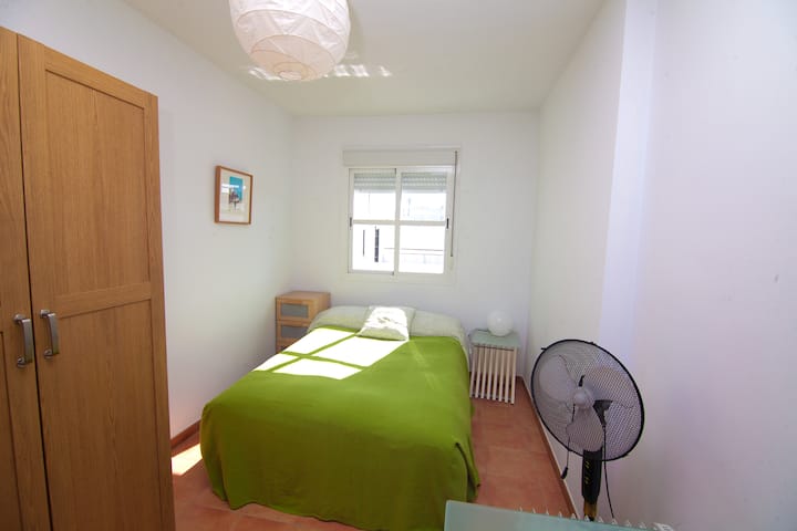 חדר זוגי לסטודנטים