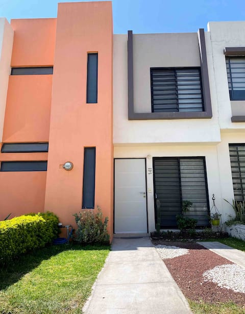 Tlajomulco House | Coto Seguridad | 3 bedrooms