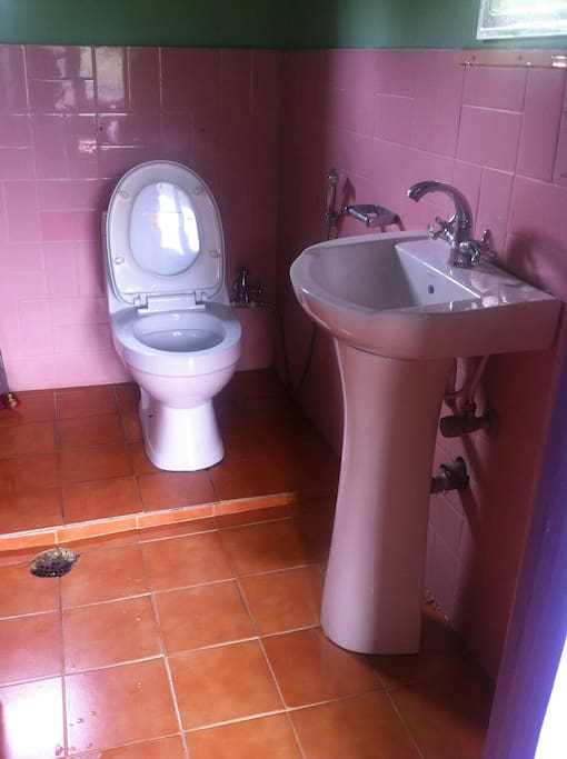 private attached bathroom