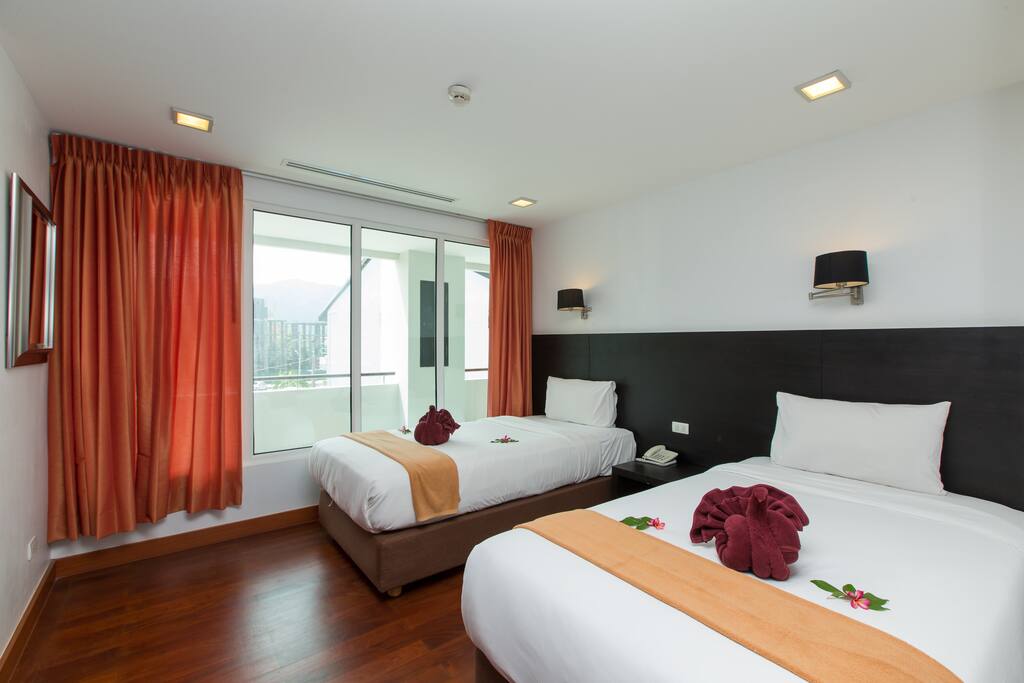 Second bedroom