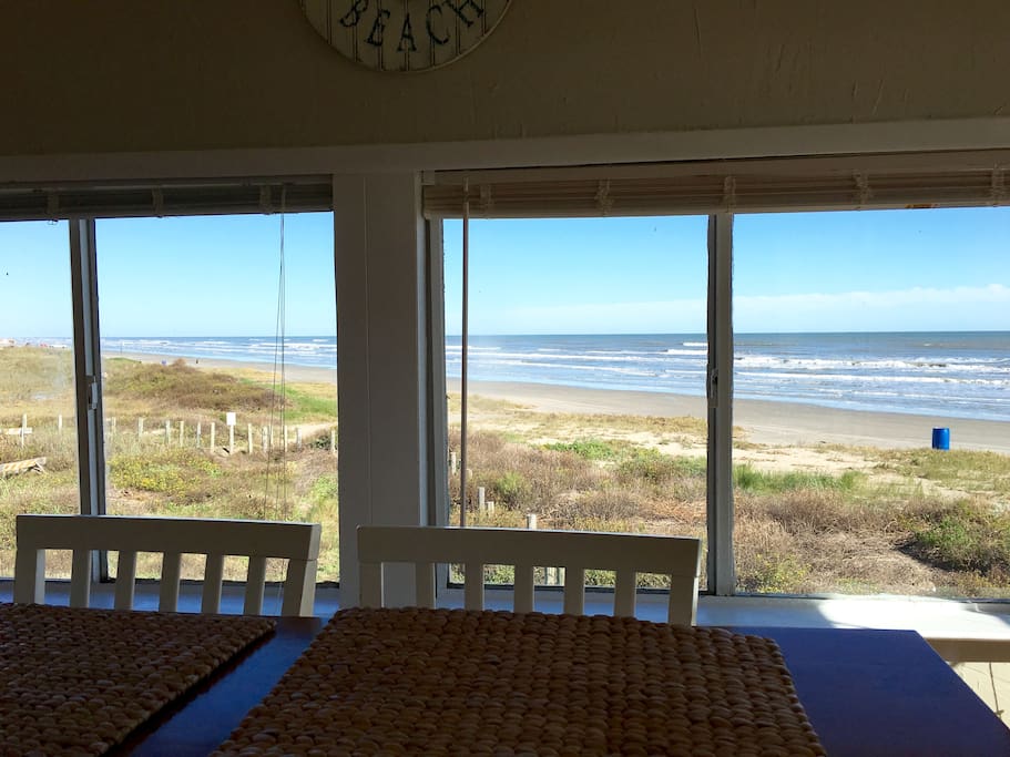 Have your morning coffee looking onto the gulf of Mexico